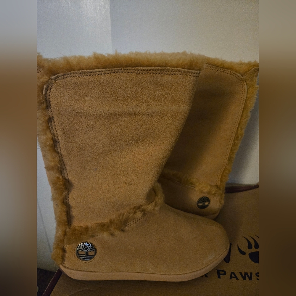 Timberland Tan Suede Fur-Lined Boots - Picture 2 of 5